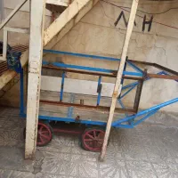 گاری دو طبقه