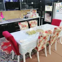 مبل و میز ناهارخوری