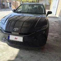 تویوتا کمری هیبرید پریمیوم ۲۰۲۵