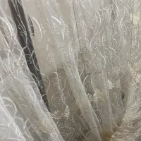 پرده عرض چهارونیم طول خیلی بلند با کناری قهوه ای|پرده، رانر، رومیزی|رشت, معلم|دیوار