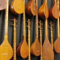 سه تار و تمبک