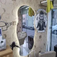 اینه آرایشگاه