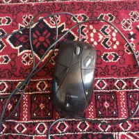 تعدادی ماوس و کیبورد