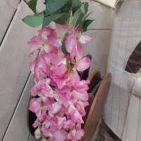 چندشاخه گل|گل مصنوعی|قم, سراجه (۱۵ خرداد)|دیوار