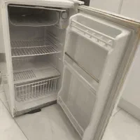 یخچال EASTCOOL // هتلی  کوچک // ۶ فوت