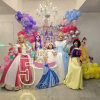 سالن تولد و عقد و ترحیم و کلاس اموزشی