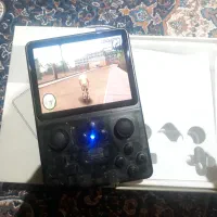 کنسول دستی بازی r35s با جعبه