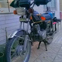 متورسیکلت هندا ۱۲۵