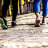 پیاده روی اخر هفته