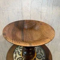 میوه خوری از چوب گردو
