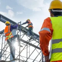 استخدام نیروی کار آقا مجرد