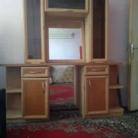میز ارایشگاه