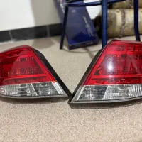 چراغ خطر عقب دنا