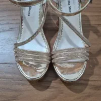 کفش مجلسی دخترانه کاملا نو