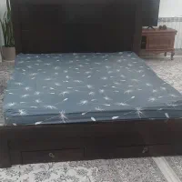 تخت خواب دو نفره