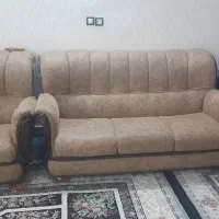 مبل ۷نفره سالم ودرحدنو بامیز عسلی وکاور|مبلمان خانگی و میز عسلی|مه ولات, |دیوار