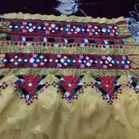 لباس دست دوچ نیمه کاره همراه با سریگ