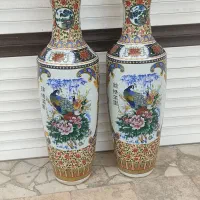 گلدان کنار سالنی