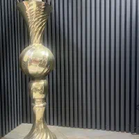 گلدان طلایی