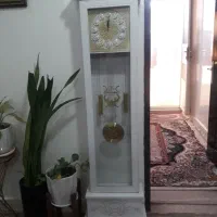 ساعت ایستاده  تمیز و سالم