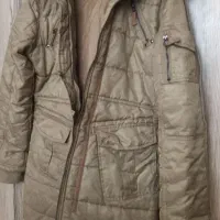 کاپشن|لباس|قم, نیروگاه|دیوار