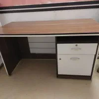 میز و صندلی