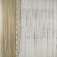 پرده همراه با کتیبه