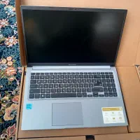 asus vivobook x1502ZA i3
