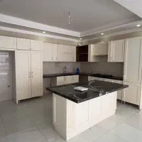 آپارتمان 101 متری شاپوری
