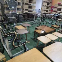 کار در مبل فروشی