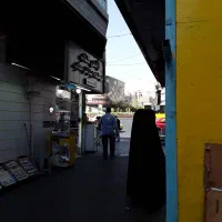 اجاره مغازه در میدان انقلاب|اجارهٔ مغازه و غرفه|تهران, فلسطین (میدان انقلاب)|دیوار