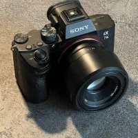 دوربین فول‌فریم Sony Alpha 7 III و لنز 50mm f1.8|دوربین عکاسی و فیلم‌برداری|تهران, اکباتان|دیوار