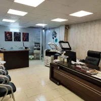 مغازه تجاری واقع در خیابان امام خمینی