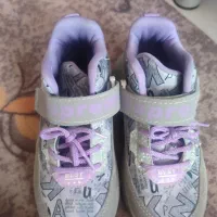 یک جفت کفش دخترانه سایز 35 نونو