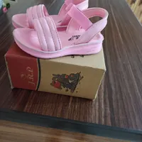 کفش بچه گانه کاملا نو
