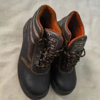 کفش کار نو با قیمت مناسب