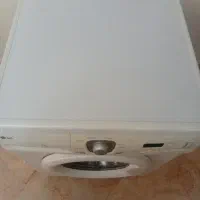 لباسشویی ۷ کیلویی ال جی کاملا سالم بدون خط وخش