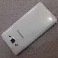 یک عدد گوشی