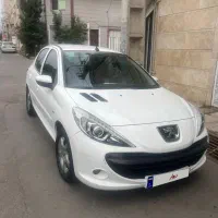ماشین 207 دنده اتومات