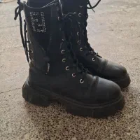 بوت دخترانه