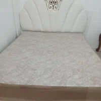 تخت دونفره