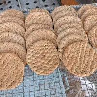 به فروشنده خانوم نیازمندیم