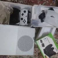 ایکس باکس وان اس1ترا.دو دسته.معاوضه با گوشی