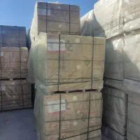 کارگر جهت کاردر انبار کاشی