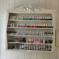 ۲ عدد استند دیواری ناخن|آرایشگاه و سالن‌های زیبایی|رشت, استادسرا|دیوار