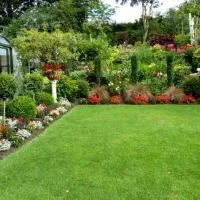 خدمات.باغبانی.باغچه حرسکاری تعویض خاک در تمام نقاط