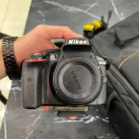 فروش دوربین نیکون d5300 با لنز ۱۸-۱۴۰ به همراه کیف|دوربین عکاسی و فیلم‌برداری|تهران, وردآورد|دیوار