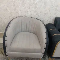 مبل هشت نفر سالم بدون هیچ پارگی|مبلمان خانگی و میز عسلی|تربت‌حیدریه, قائم|دیوار