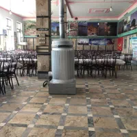 (پاره وقت )چند خانوم جهت کار در رستوران