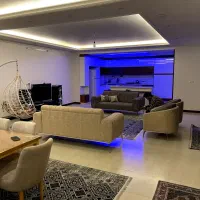 ویلا باغ لوکس استخر دار|اجارهٔ کوتاهمدت ویلا و باغ|شیراز, علوم پزشکی|دیوار